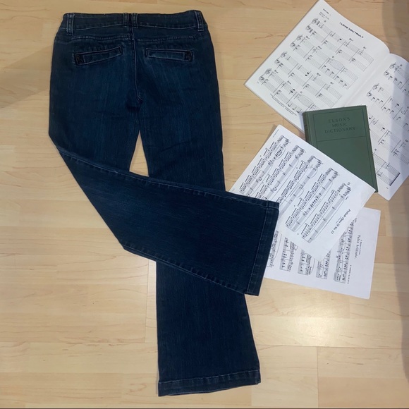 🎬American Rag Boot Cut Jeans - Picture 2 of 7